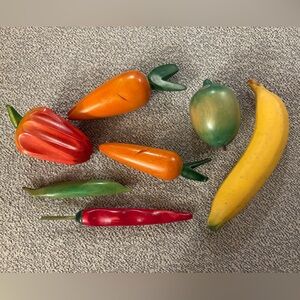Colorful Vintage Wooden Fruit and Vegetable Set